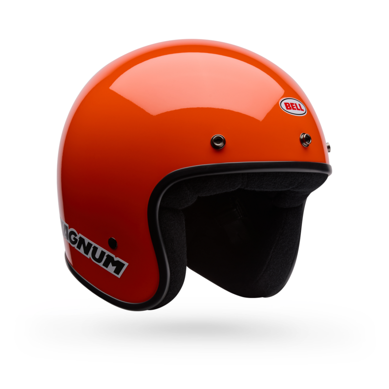 Capacete jet Bell Magnum Solid ECE Orange laranja, perspetiva frontal de três quartos